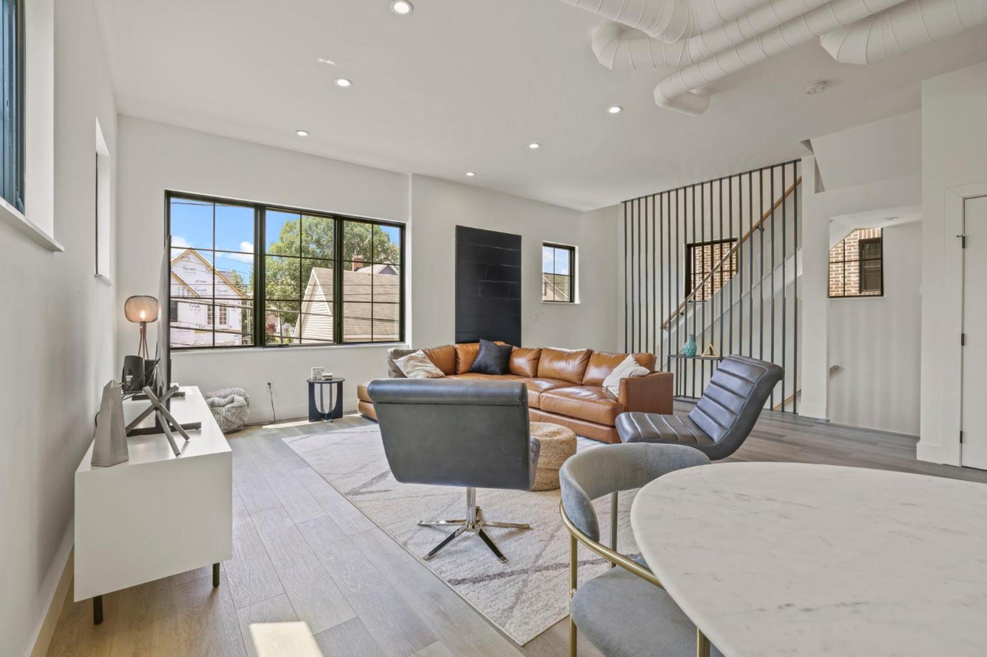 Chic Retreats In Holiday home Columbus